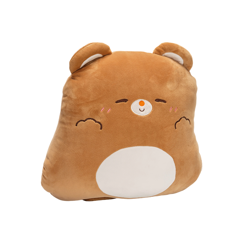 وسائد من القطيفة على شكل دب بني